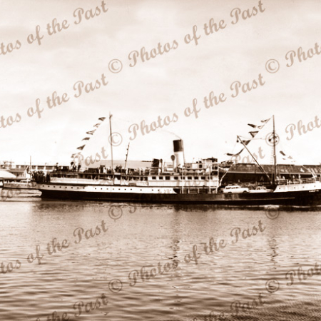 SS KARATTA leaving Port Adelaide South Australia c1950s steam ship