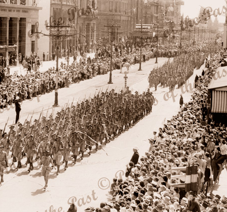 Military Parade, King William St. Adelaide, SA, South Australia c 1945