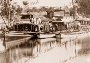 PS OSCAR W, PS AVOCA & barge at Mildura, VIC, Victoria 1920s