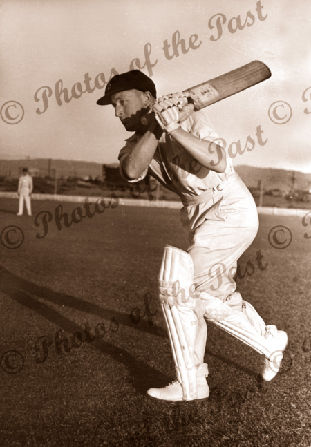 Australian cricketer, Ron Hamence with bat c1936