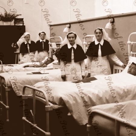 Red Cross in hospital ward WW2, SA, nurses, South Australia. c1940s