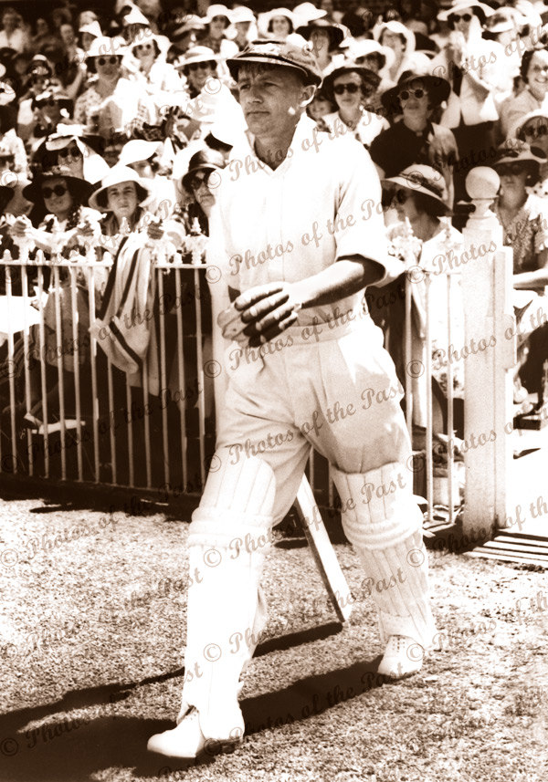 Don Bradman - walking to bat at MCG. Melbourne Cricket Ground Jan 1937. Australian Cricketer