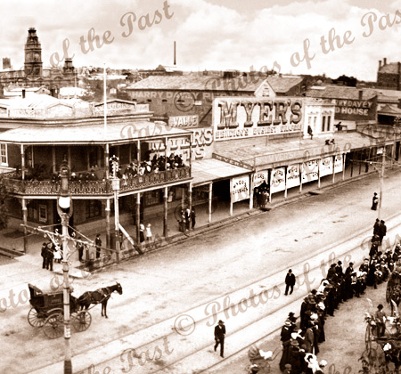 Watching the parade, Bendigo, Vic.Victoria. c1900. Horse and carriage. Myers