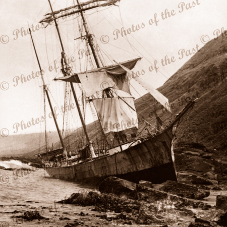 Barquentine SPECULANT stranded near Cape Patton, Vic. 10 February 1911. Shipping. Shipwreck