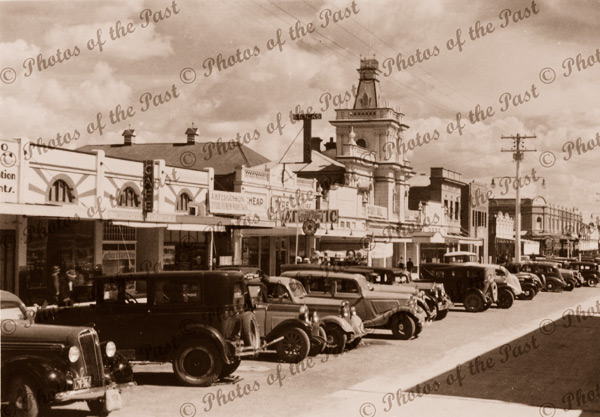 Grey Street, Glen Innes, NSW. c1930s. Cars. New South Wales