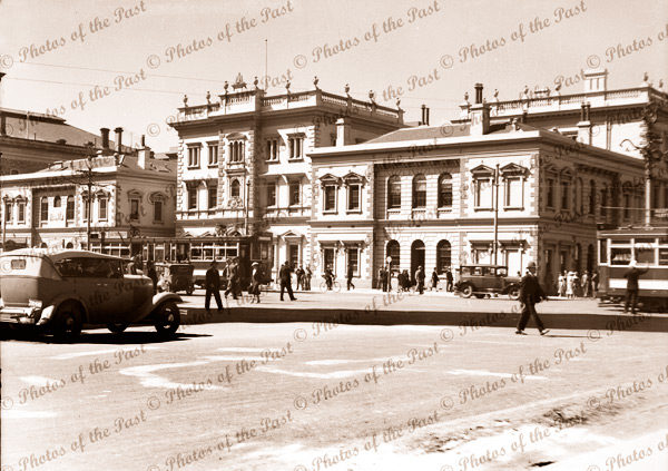 Treasury building Adelaide. Corner of King William St & Flinders St. Now a hotel.South Australia. c1920s
