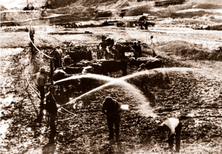 Construction of Hindmarsh Valley Reservoir, SA. South Australia. 1920s. Dam. Hoses
