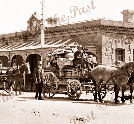 Shifting house. Loaded wagon outside Port Augusta Post Office, SA. Horses. South Australia c1906