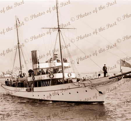 Steam yacht FRANKLIN ex ADELE owned by Dutton of Kapunda SA. South Australia. Built 1906. Shipping