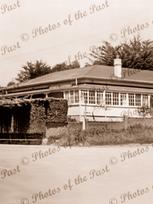 'Cora Lynn' Guest House, Aireys Inlet, Victoria c1940s