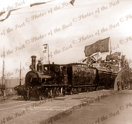 Royal Train crossing Robinson's Bridge Port Adelaide. July 1901